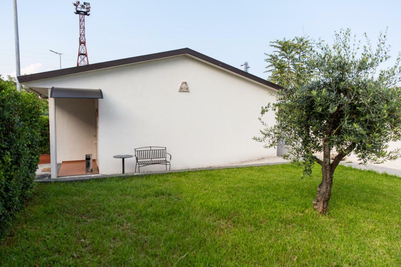 Veda Elegant Rooms Fiumefreddo di Sicilia Buitenkant foto