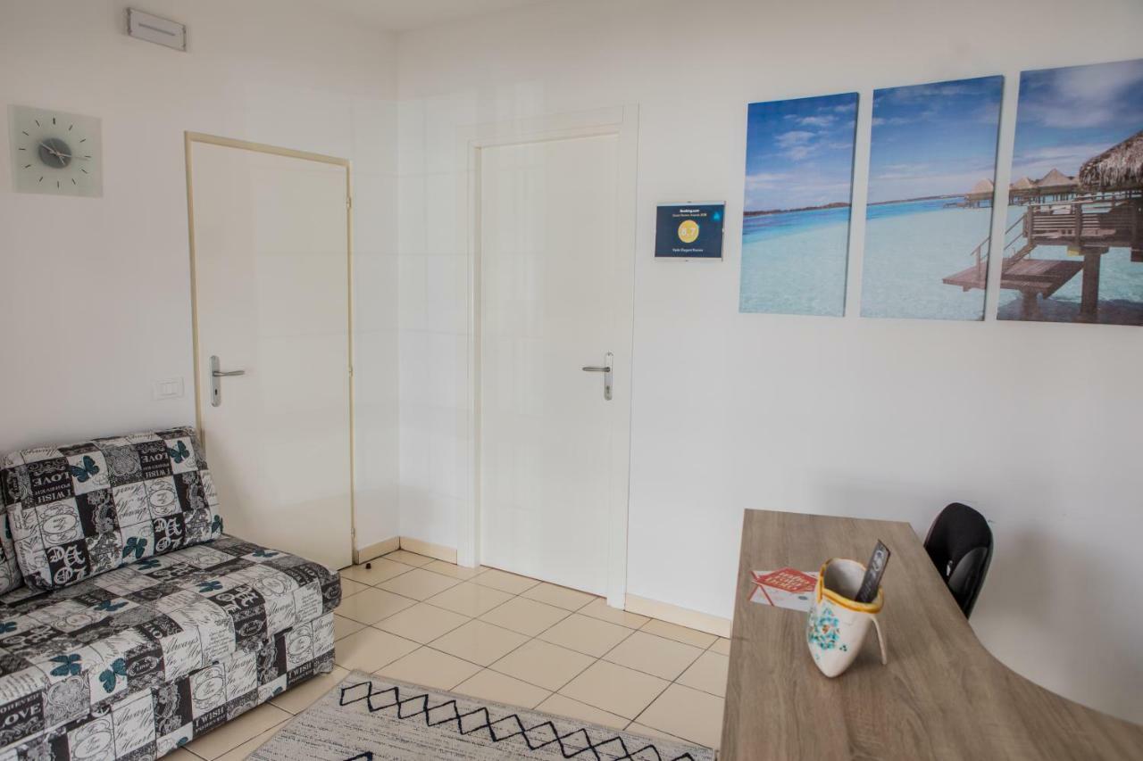Veda Elegant Rooms Fiumefreddo di Sicilia Buitenkant foto